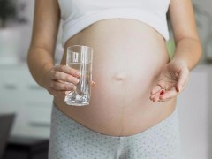怀孕期间，想知道胎儿发育好坏，或许看孕妈的这些表现也能了解