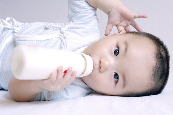 让宝宝吃到更加接近母乳营养的奶粉—羊滋滋羊奶粉