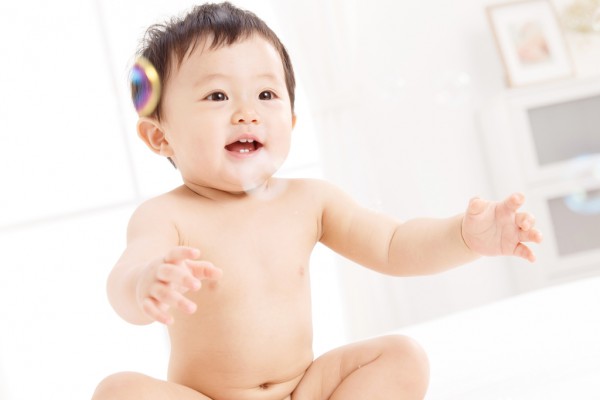 天然呵护宝宝肌肤就选卡拉丘婴幼儿洗护用品